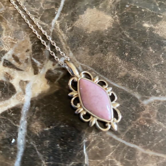 Sterling silver pink thulite pendant - Picture 5 of 7